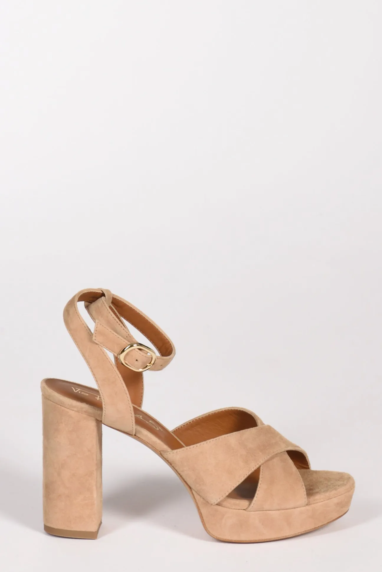 sandalo_camoscio_beige_0.webp sandalo camoscio beige