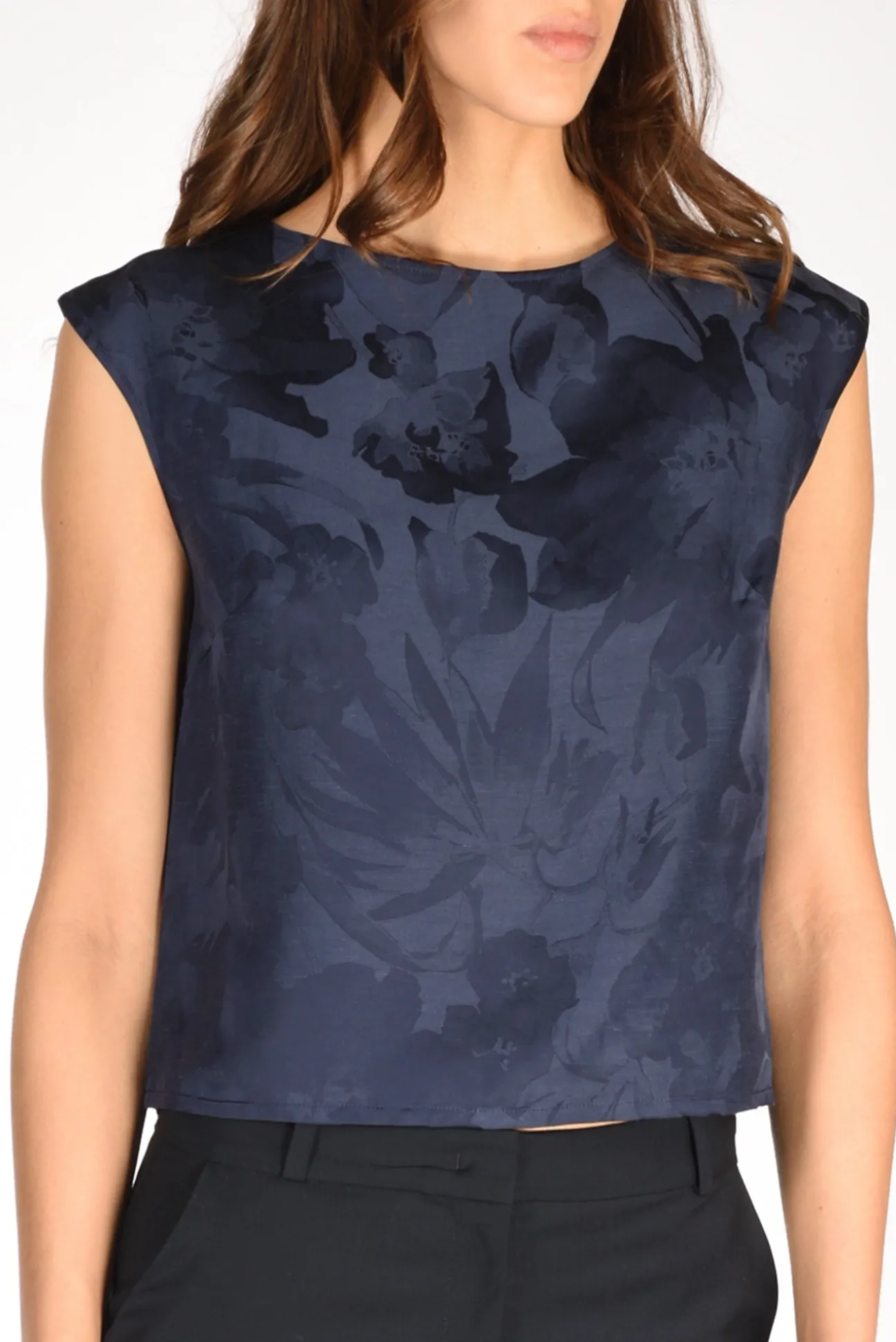 top_lilly_blu_2.webp top lilly blu