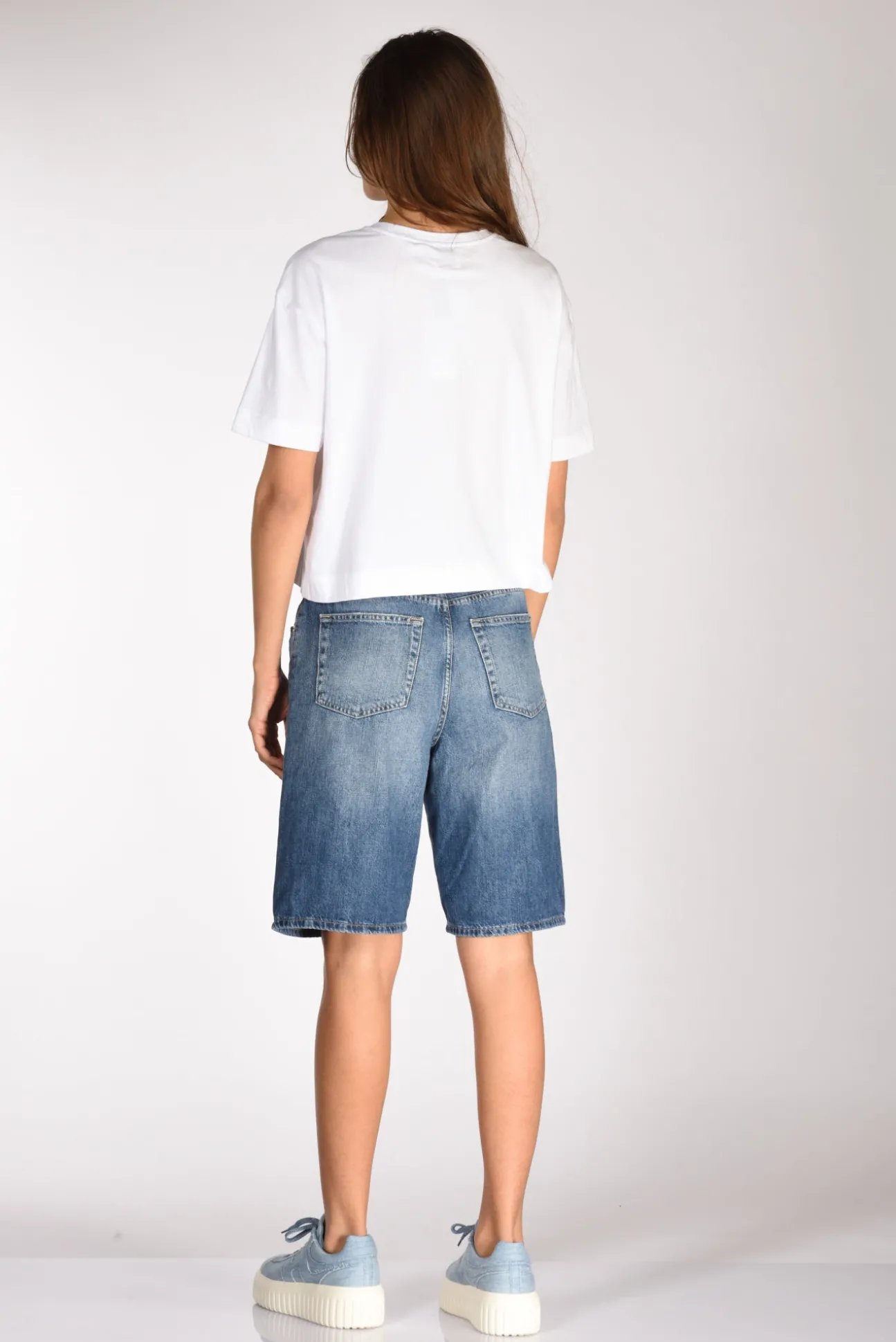 tshirt_bianco_4-3.webp tshirt bianco