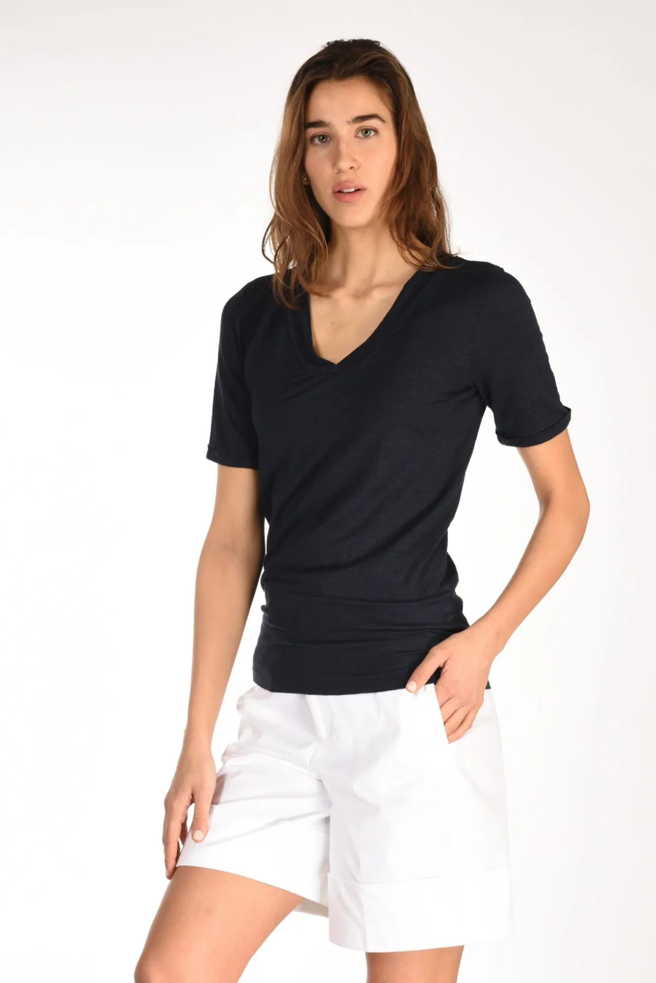 tshirt_di_maglia_blu_0-1.webp tshirt di maglia blu