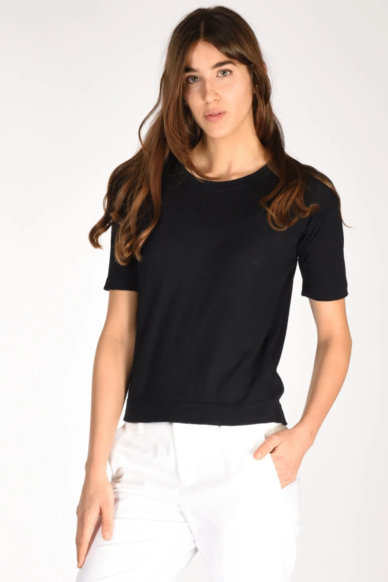 tshirt_di_maglia_blu_0-2.webp tshirt di maglia blu