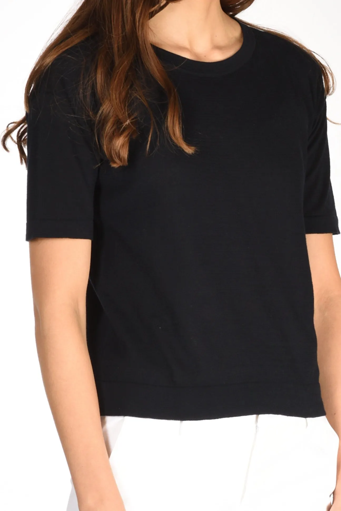 tshirt_di_maglia_blu_2-2.webp tshirt di maglia blu