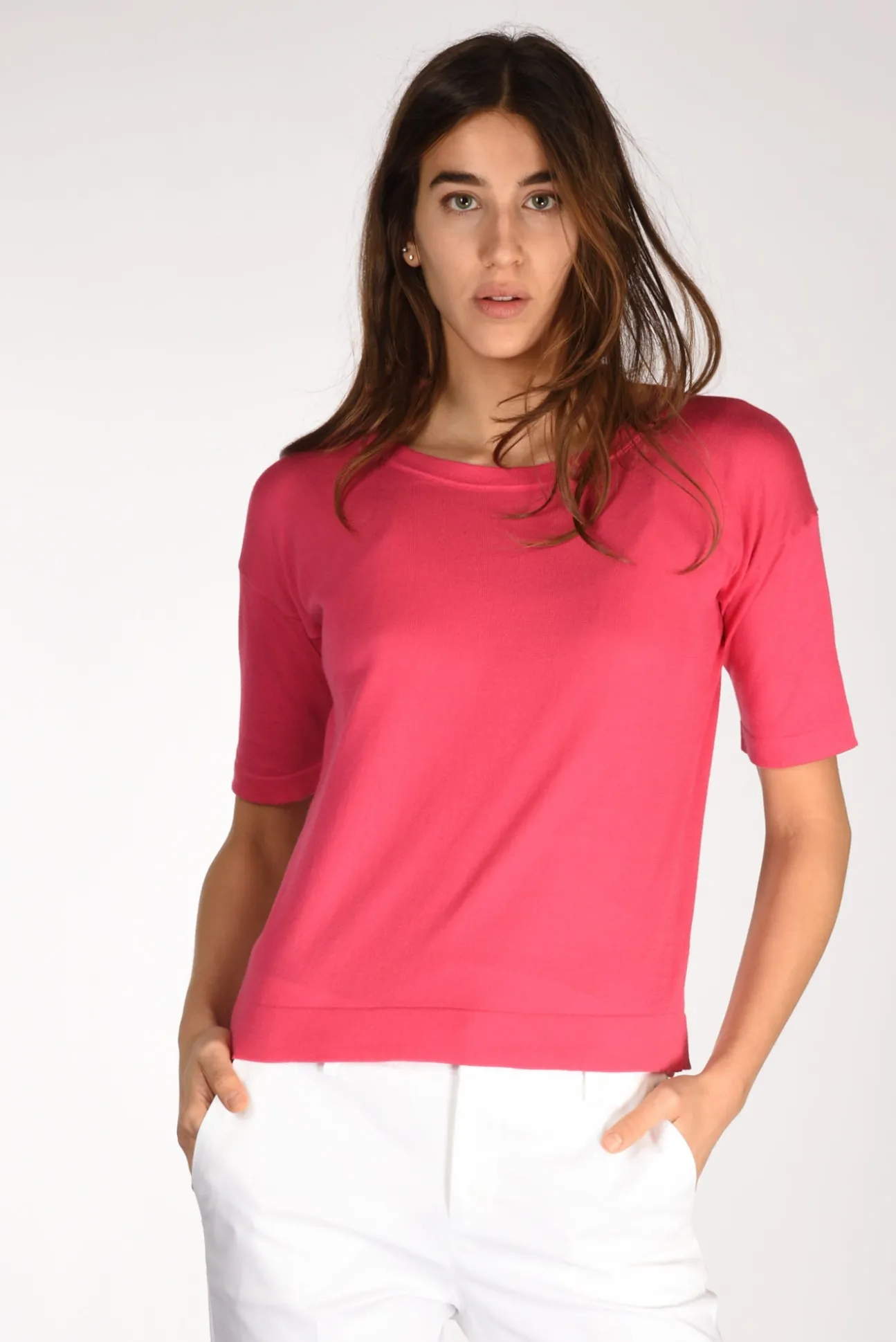 tshirt_di_maglia_fucsia_0-1.webp tshirt di maglia fucsia