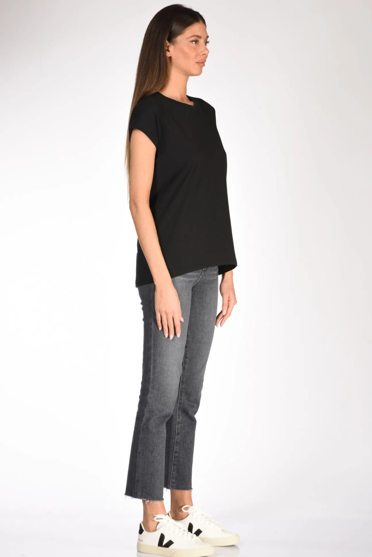 tshirt_nero_3.webp tshirt nero