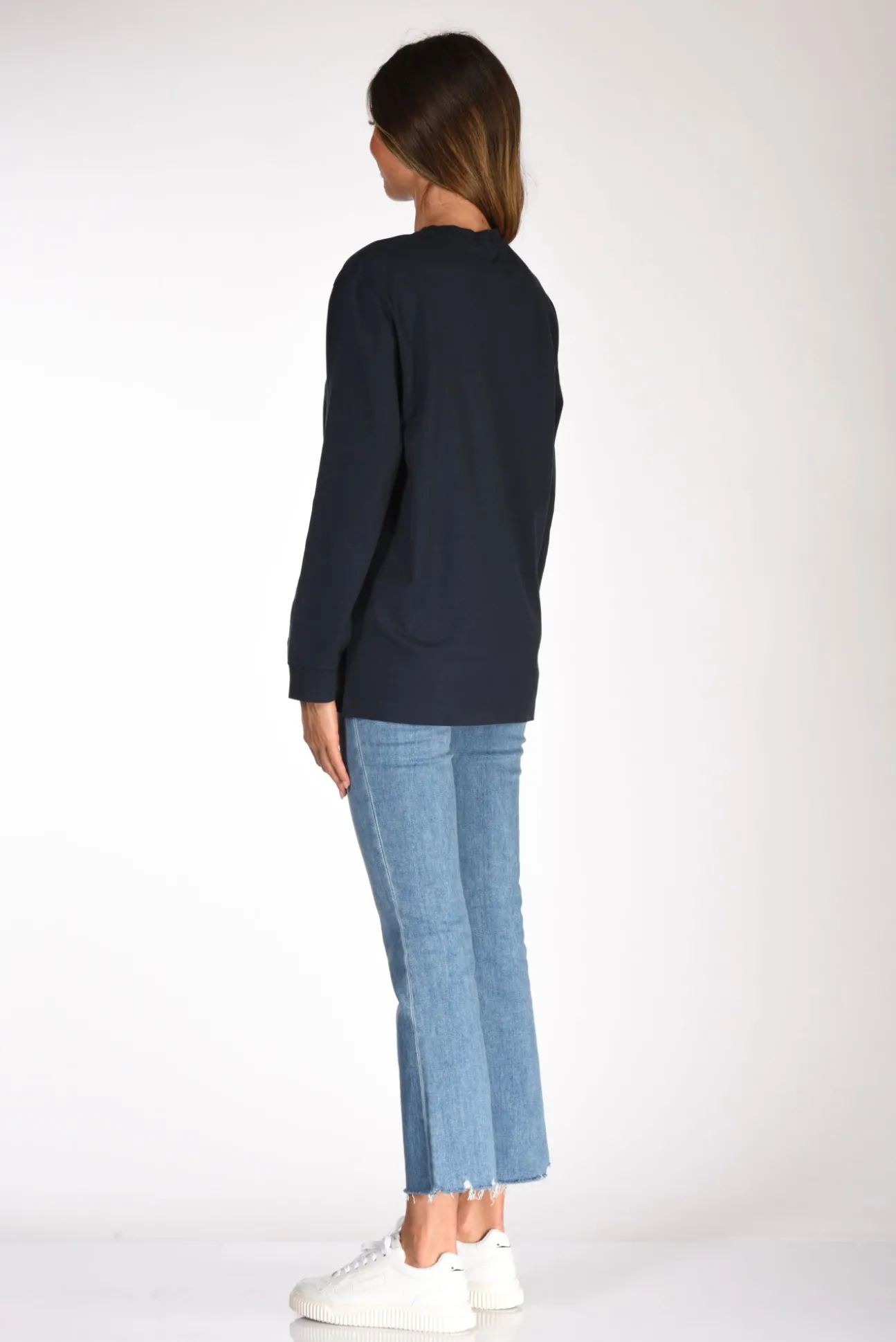 tshirt_over_blu_4.webp t-shirt over blu