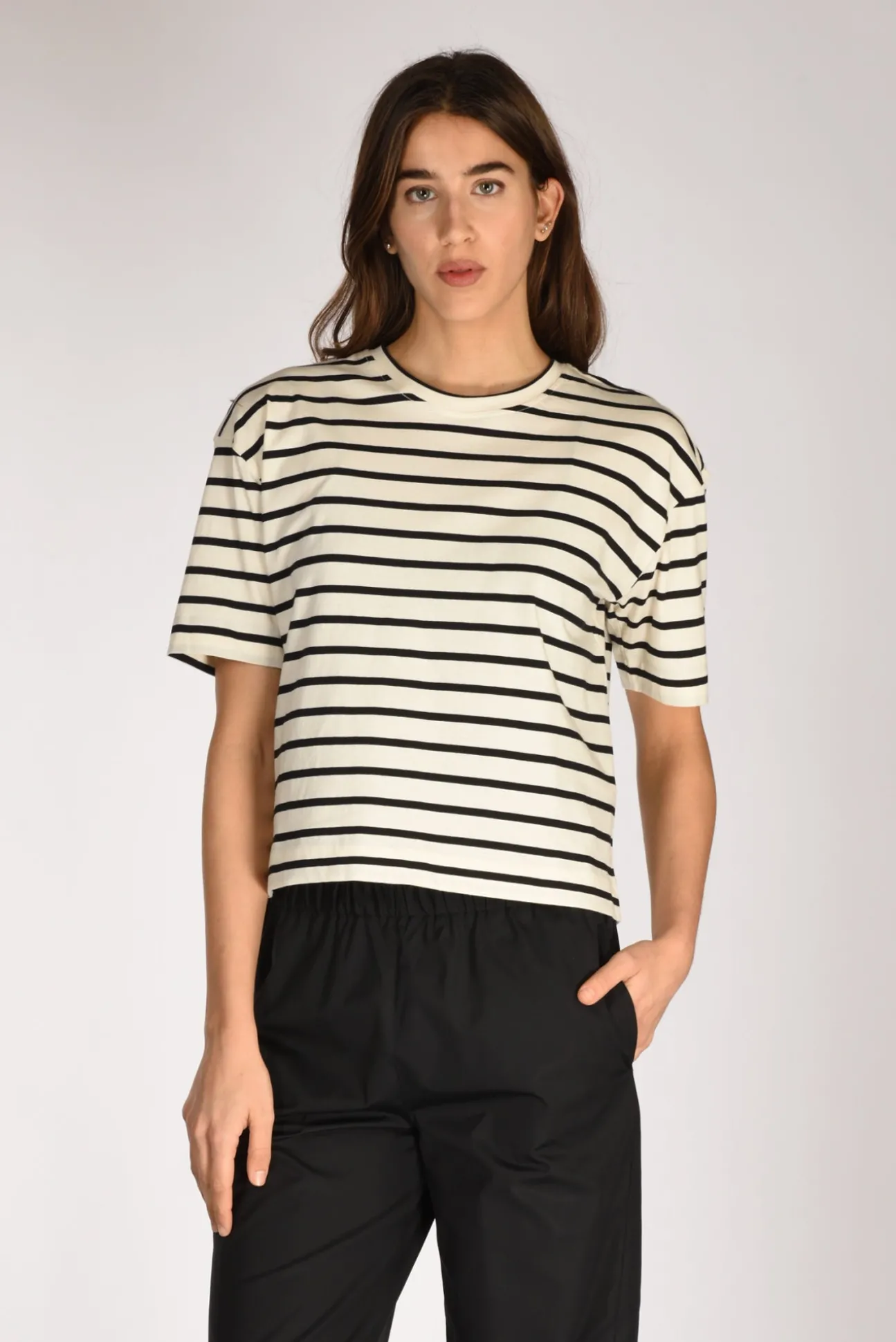 tshirt_rigata_beigenero_0-2.webp tshirt rigata beige/nero