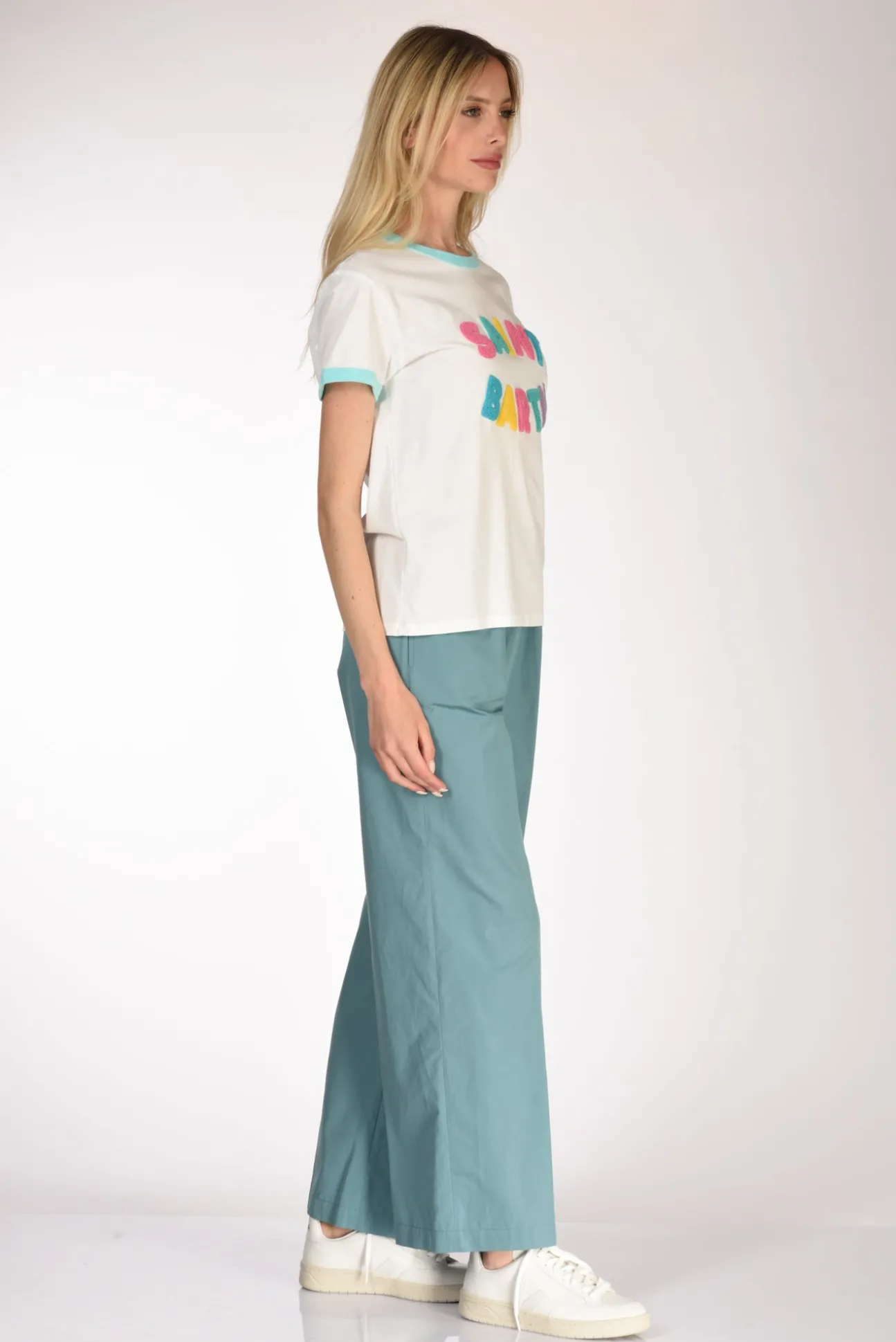 tshirt_scritta_biancomult_3.webp tshirt scritta bianco/multicolor