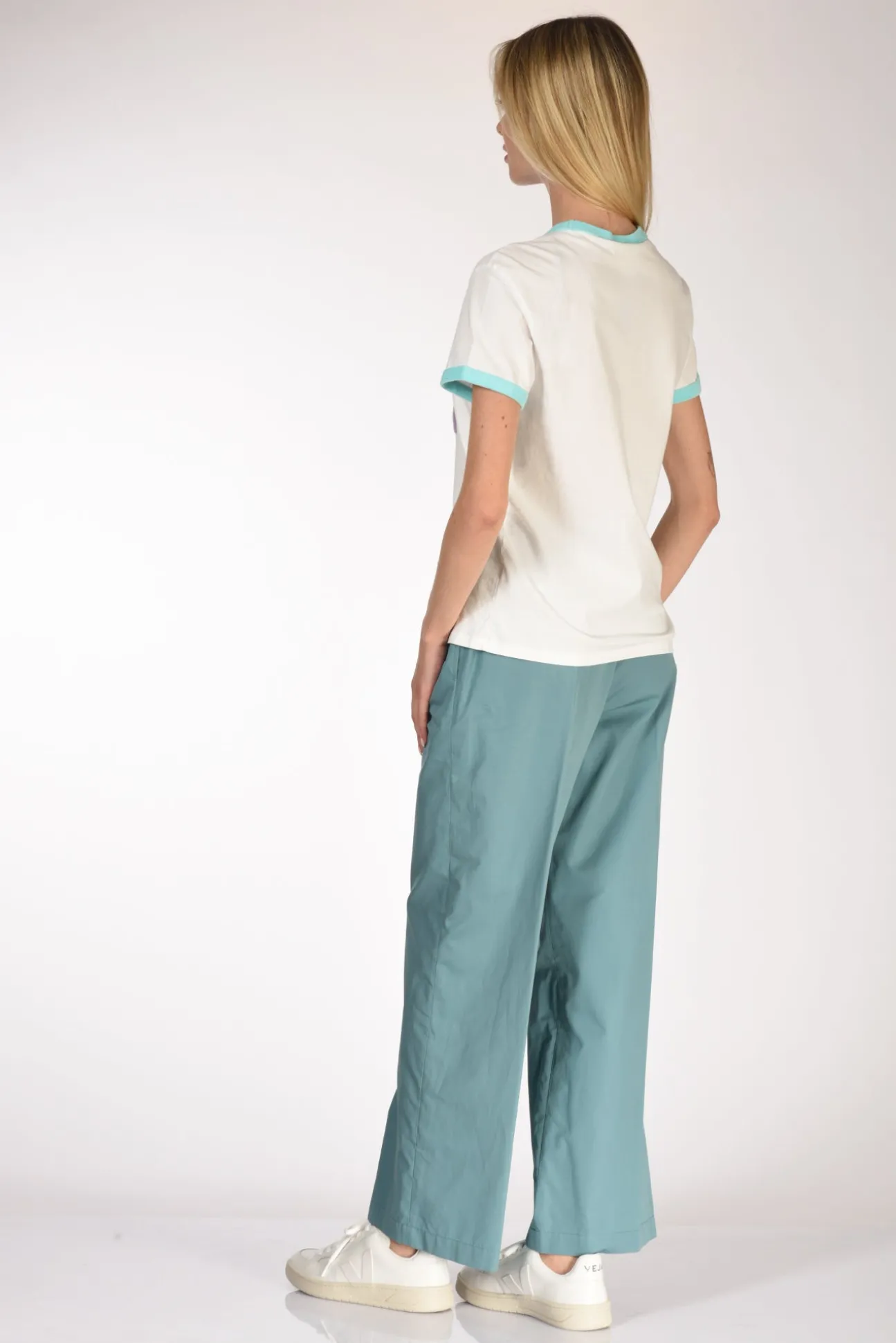 tshirt_scritta_biancomult_4.webp tshirt scritta bianco/multicolor