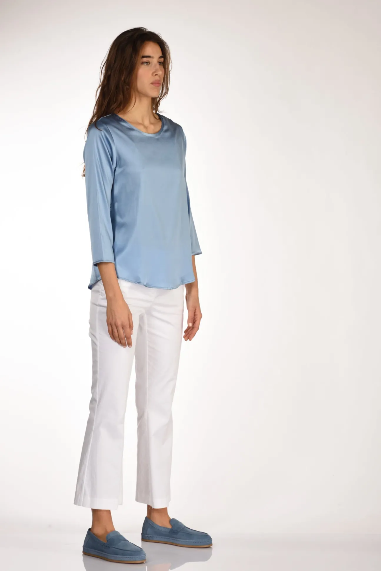 tshirt_seta_azzurro_scuro_3.webp tshirt seta azzurro scuro