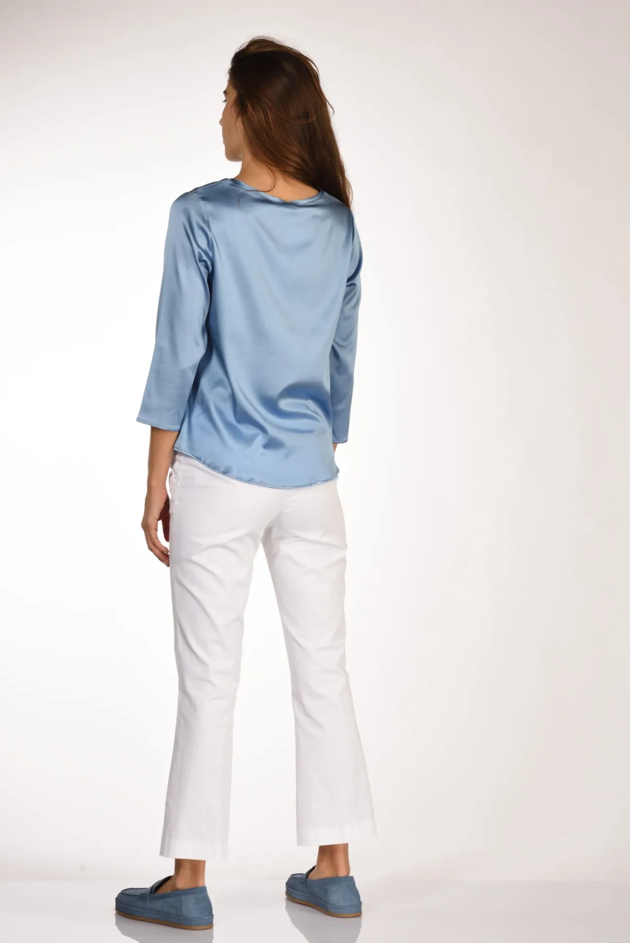 tshirt_seta_azzurro_scuro_4.webp tshirt seta azzurro scuro