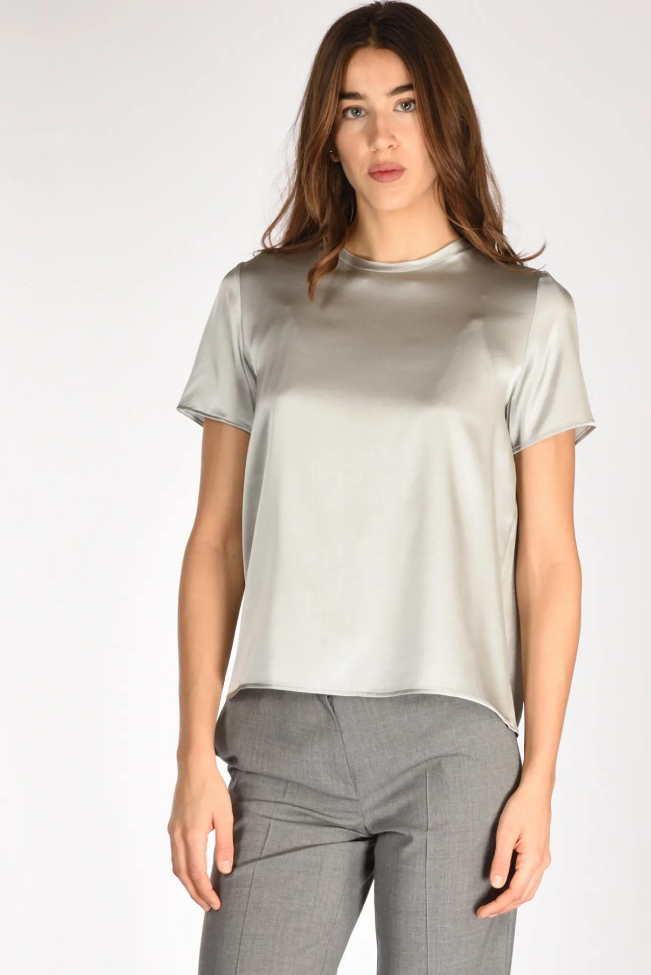 tshirt_seta_grigio_perla_0.webp tshirt seta grigio perla