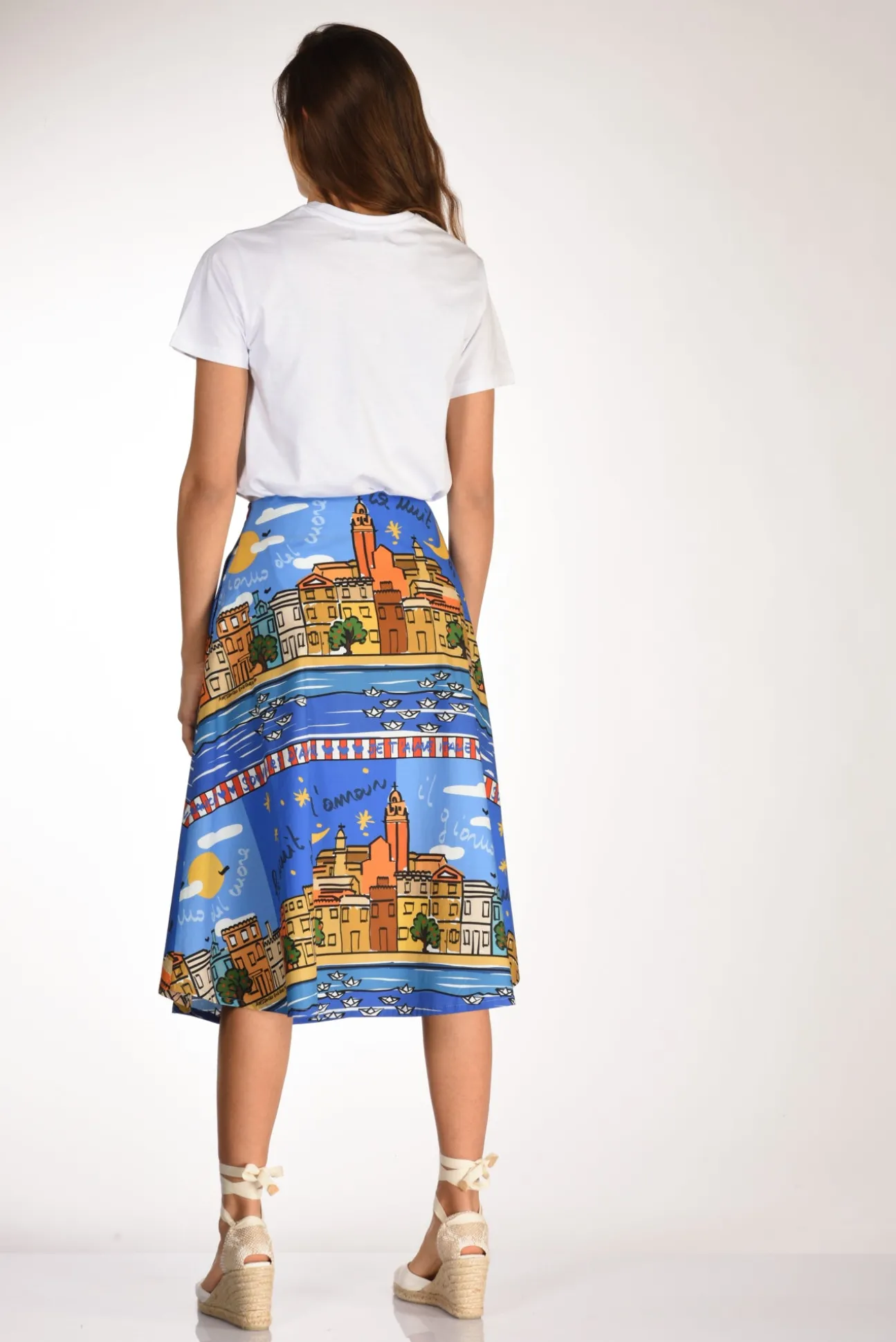 tshirt_stampa_biancoazzur_4.webp tshirt stampa bianco/azzurro