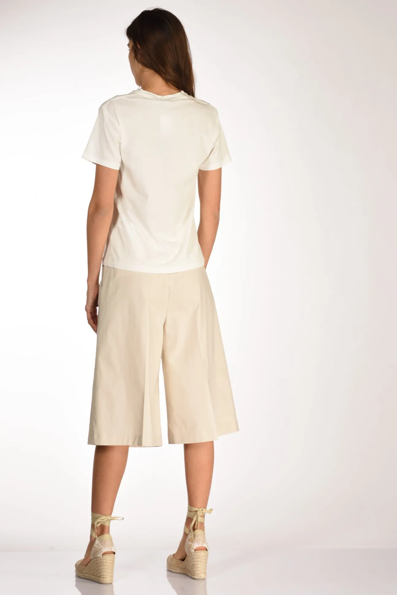tshirt_stampata_bianco_4.webp tshirt stampata bianco